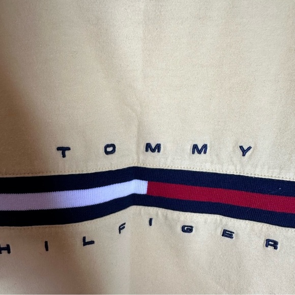 Tommy Hilfiger Men’s yellow shirt - Picture 5 of 9